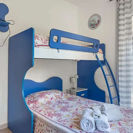 Guesthost Bright With Private Parking Διαμέρισμα Torre delle Stelle