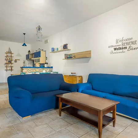 Guesthost Bright With Private Parking Torre delle Stelle